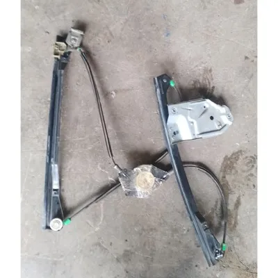 Volkswagen Polo hatchback 2001 sağ ön kapı cam krikosu çıkma orjinal