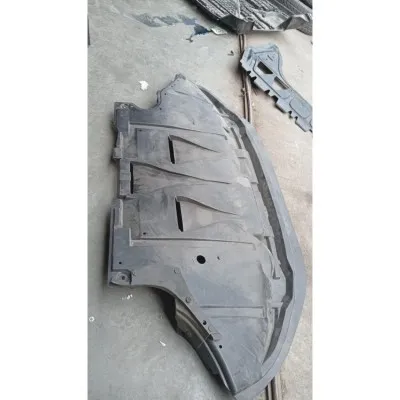 Audi A6 karter muhafazası çıkma orijinal