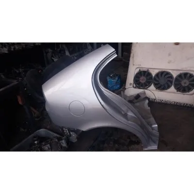 Seat Leon sağ arka çamurluk gümüş gri çıkma orijinal 2000-2004
