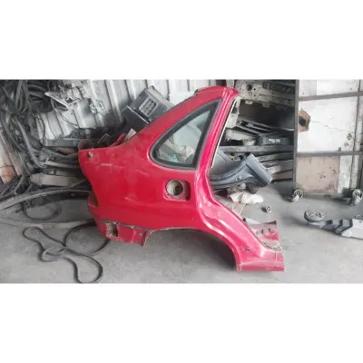 Polo classic sağ arka çamurluk kırmızı renk 1997-2001