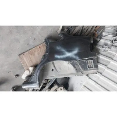 Polo classic sol arka çamurluk siyah renk kesme 1997 2001