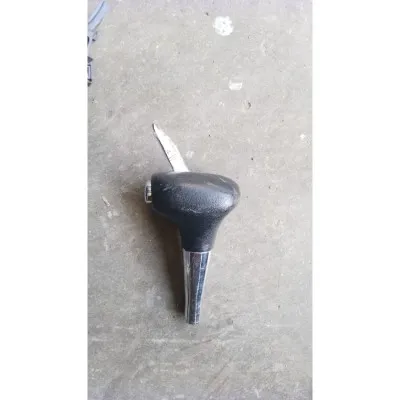 Volkswagen Golf 4 Bora otomatik vites topuzu çıkma orjinal