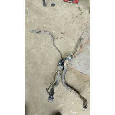 SKODA FABİA 1.2 BENZİNLİ Cgp Bme Termostat borusu