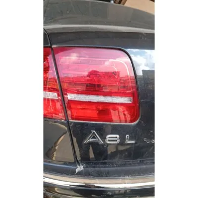 Sol arka bagaj stop u 2003-2010  çıkma orjinal Audi A8