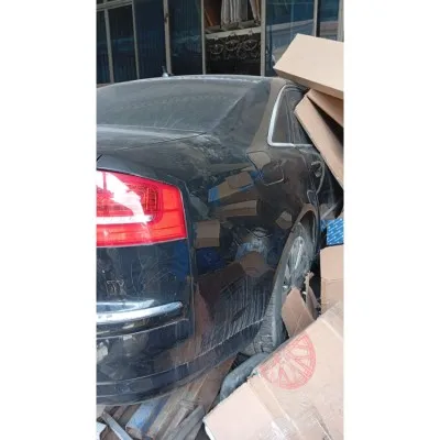 2003-2010 model çıkma orjinal Audi A8 Sağ arka çamurluk