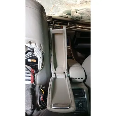 2003-2010 model çıkma orjinal Audi A8  Sağ ön yolcu kolçağı ve orijinal telefon