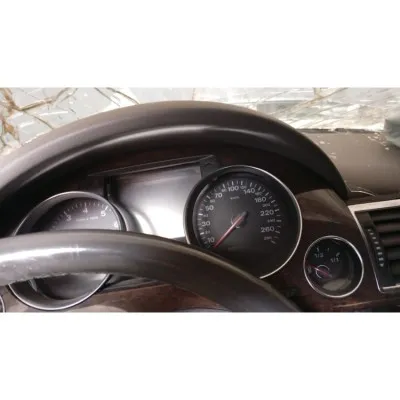 2003-2010 model çıkma orjinal Audi A8 Kilometre saati 