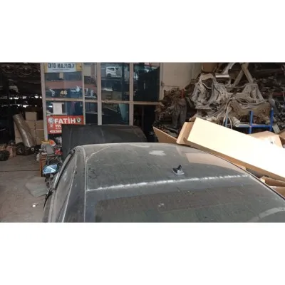 2003-2010 model çıkma orjinal Audi A8 Kesme tavan arka siyah renk