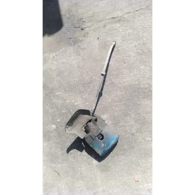 Volkswagen Polo hatchback 96-01 model sol ön fren merkezi çıkma orjinal