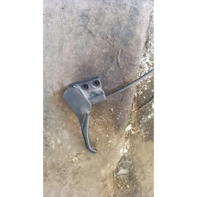 97-00 model Volkswagen Passat b5 kaput açma kolu ve teli çıkma orjinal