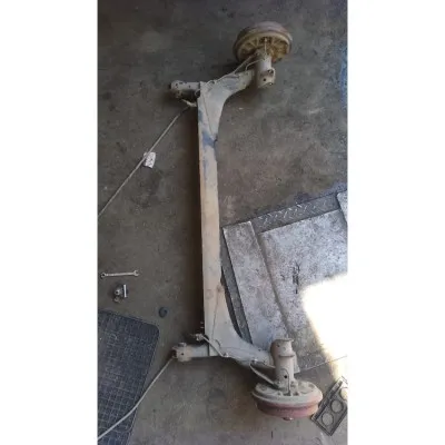 97-00 model Volkswagen Polo Classıc arka dingil çıkma orjinal