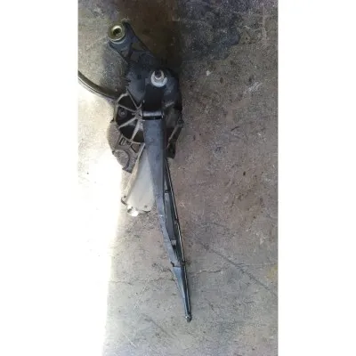 Volkswagen Transporter T5 2.5 tdı 130 luk çıkma orjinal arka bagaj silecek motoru ve silecek kolu 6X0955711D