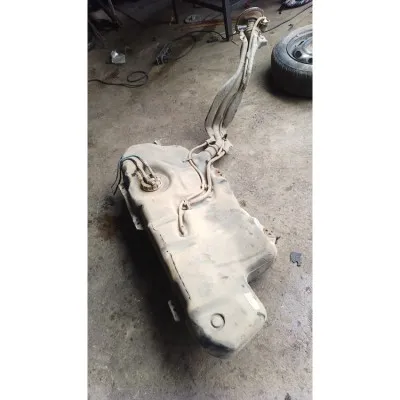 96-01 model Volkswagen Polo Classıc 1.9 dizel çıkma orjinal mazot deposu
