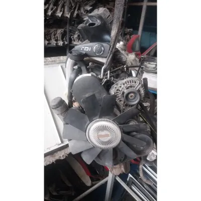 Volkswagen volt LT 35 çıkma motor 2,5 TDI anj avr çıkma orijinal motor
