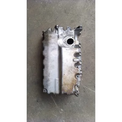 16-18 model Seat Leon 1.6 TDI 2.0 TDI çıkma orjinal yağ karteri 04L103603