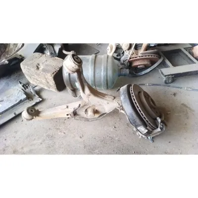 Volkswagen Transporter T5 çıkma orjinal sağ arka salıncak 7H0501414C