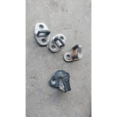 volkswagen Transporter T5 kapı kilit karşılığı sürgülü kapı kilit karşılığı bagaj kapağı kilit karşılığı çıkma