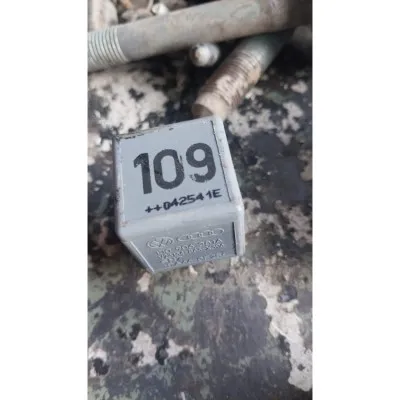 Volkswagen 109 nolu role çıkma 109 role 1j0906381a