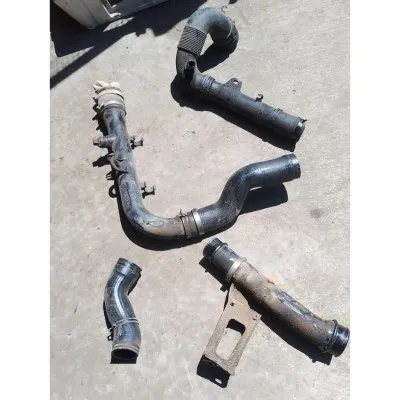 2000 model Volkswagen Volt LT 35 2.5 TDI çıkma orjinal intercool turbo hortum boru takımı