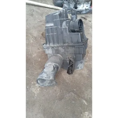 Volkswagen Transporter T5 çıkma orijinal hava filtresi hava akış metresi