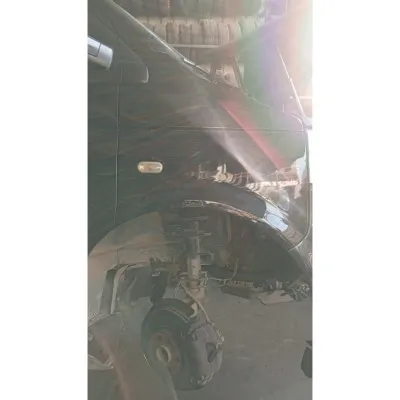 Volkswagen Transporter T5 çıkma orijinal sağ ön çamurluk