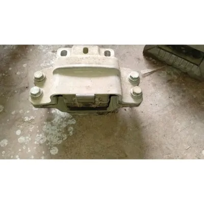 Volkswagen Caddy 2004 2010 çıkma orijinal şanzıman bağlantı takozu