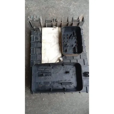 2004-2010 model Caddy motor içi sigorta tablosu role kutusu 1k0937124h