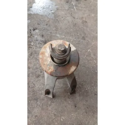 Volkswagen Transporter T5 çıkma orijinal ahtapot motor kulağı