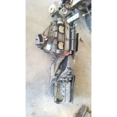 2004-2010 model Volkswagen Caddy 1.9 TDI çıkma orjinal kalorifer kutusu