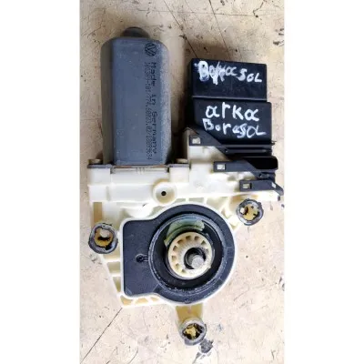 Volkswagen Bora 1J4959811 c  sol arka cam motoru çıkma orijinal