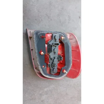 01- model volkswagen polo çıkma orjinal sağ arka stop lambası 6N0945257b