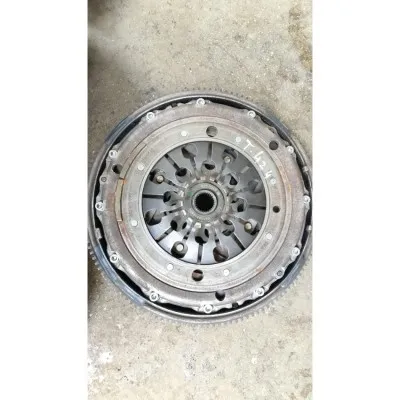 Volkswagen Transporter T4 2.4 baskı balata Volant seti çıkma orjinal
