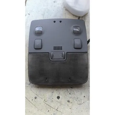 Audi A4 tavan lambası 8d0 947 111 p