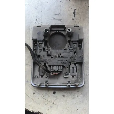 Audi A4 tavan lambası 8d0947111p