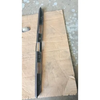 97-2001 model vw Polo Classic bagaj çıtası çıkma orjinal