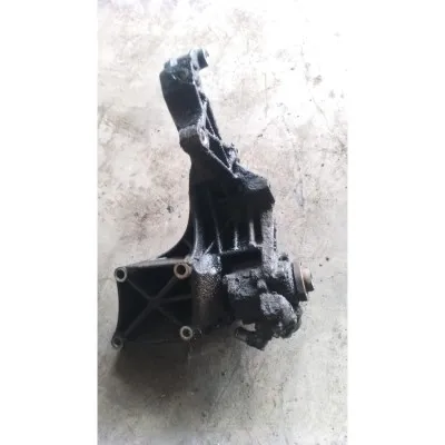 Volkswagen Transporter T4 2.5 TDI çıkma orjinal direksiyon pompa kulağı 074145189F