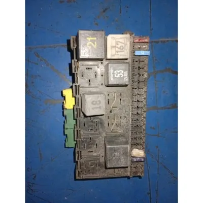 357937039-357 937 039 Passat-jetta-transporter Sigorta Kutusu