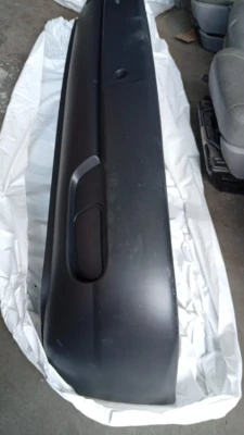 1996 2001 model Volkswagen Transporter T4 yeni ital ön tampon siyah pütürlü sis deliksiz ön tampon