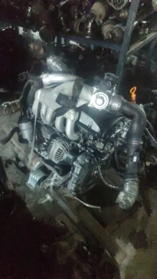 volkswagen Transporter T5 130'luk 2.5 tdi çıkma orijinal axd kodlu motor uygun fiyatlı garantili muhayyer