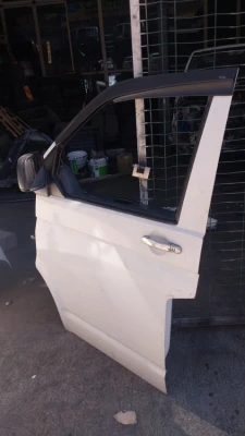 Volkswagen Caravelle ve multivan uyumlu 2004-2025 yılları arası sol ön kapı