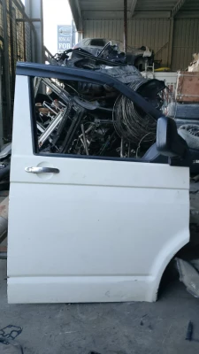 Volkswagen Transporter T5 sağ Ön kapı çıkma orjinal beyaz renk hatasız
