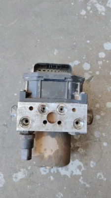 Volkswagen Passat B5 1.6 benzinli alz motor çıkma orjinal ABS beyni 4B0614517G  0265225124 0265950055