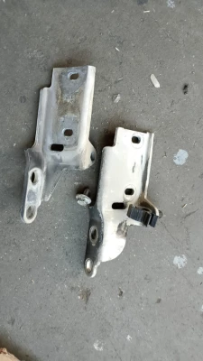 Volkswagen Transporter T4 kaput menteşesi çıkma orjinal