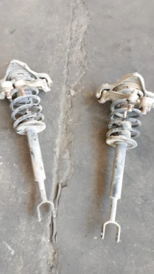 volkswagen Passat b5.5 amartisör helozon üst tabla amartisör üst üçgen takozu çıkma orjinal