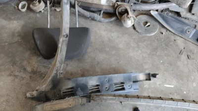 Volkswagen Passat B5.5 sol arka tampon braketi çıkma orjinal 3B5807393C