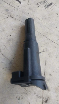 97-11 model volkswagen Golf 4 1.6 benzinli 1 vites ve geri vites ayırıcı plastiği 1j0711893