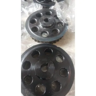 Volkswagen Transporter T4 2.4 mazot pompa dişlisi 074130112