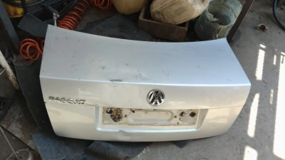 Volkswagen Passat B5.5 arka bagaj kapağı çıkma orjinal