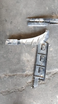 Volkswagen Passat B5.5 arka tampon braketi komple çıkma orjinal