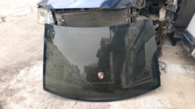 Volkswagen Bora arka çıkma orijinal cam